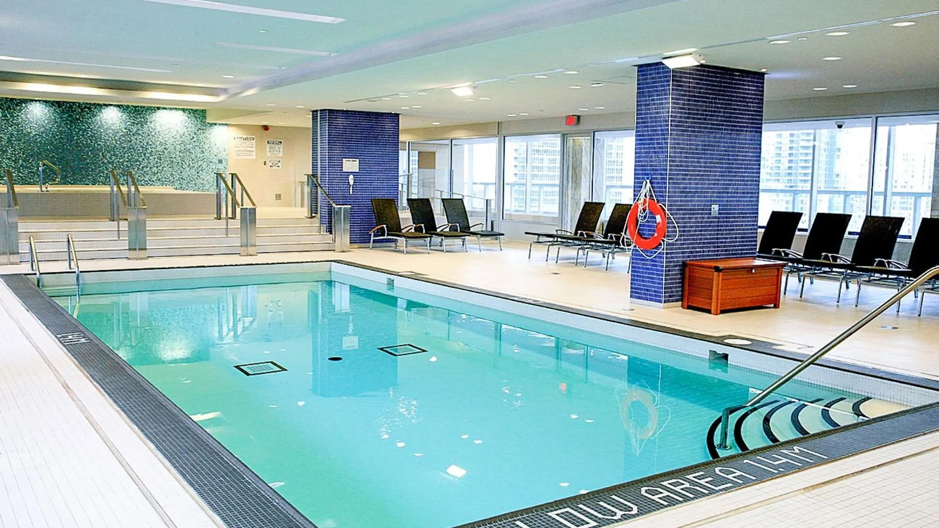 Stunning 1Br Condo In Heart Of Downtown Toronto 0*,  Canada