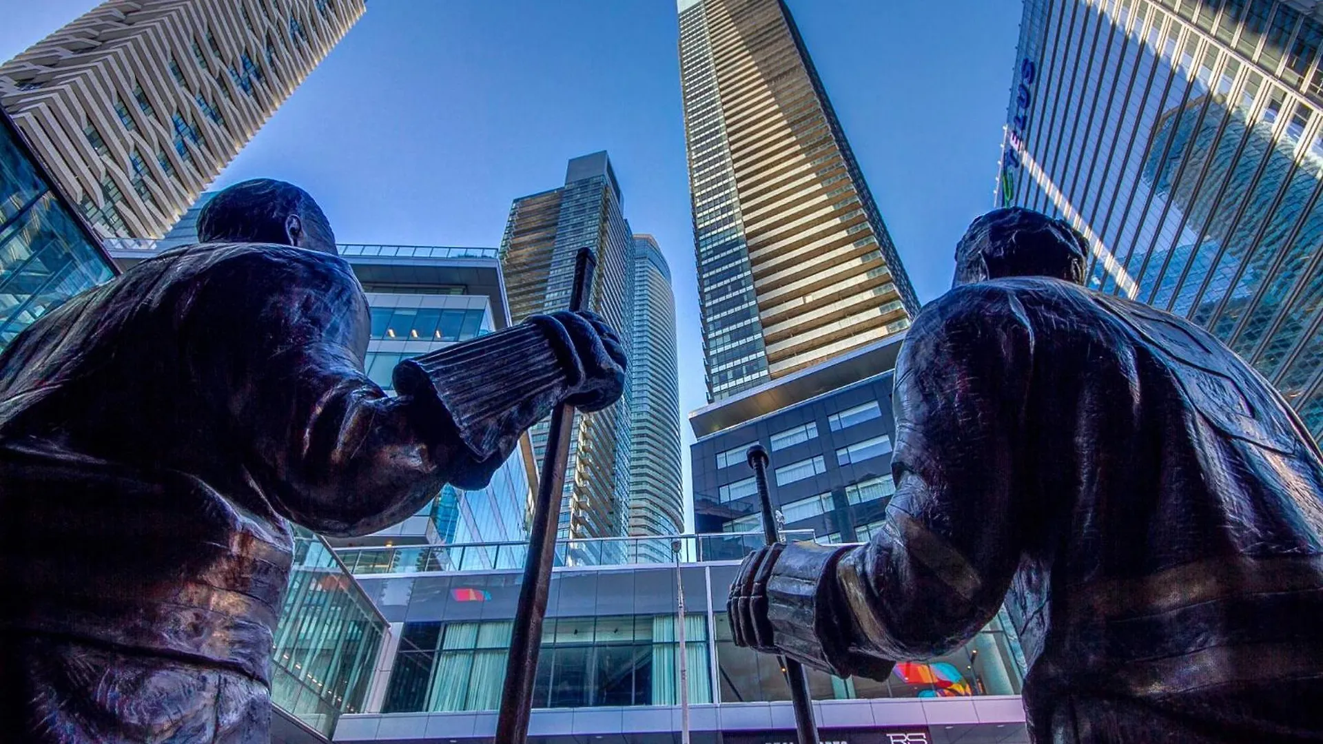 Apartment Stunning 1Br Condo In Heart Of Downtown Toronto
