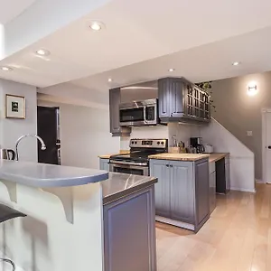2* Pensión Residential Luxury